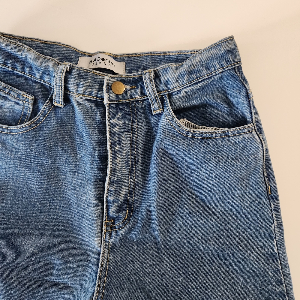 AA Denim High Waist Jeans Size 28